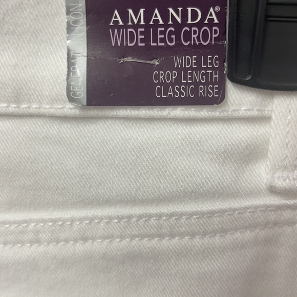 Brand new Woman’s Gloria Vanderbilt jeans. - Picture 12 of 16
